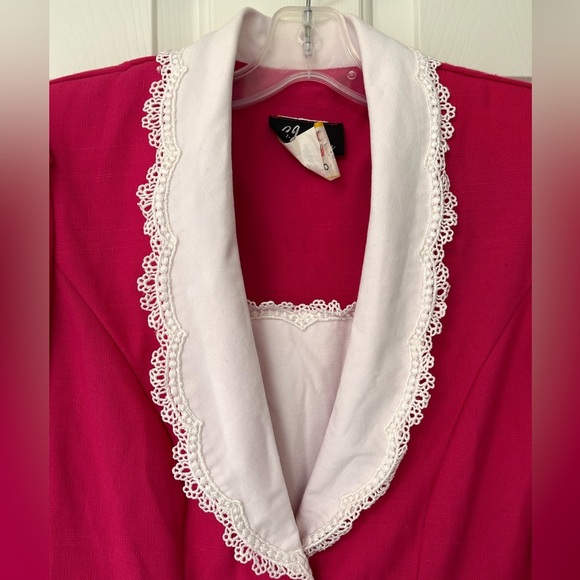 Vintage 80s 90s Hot Pink Blazer with Lace Collar - Picture 5 of 15